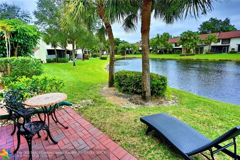 Coconut Creek, FL 33066,4606 S Carambola Cir  #27337