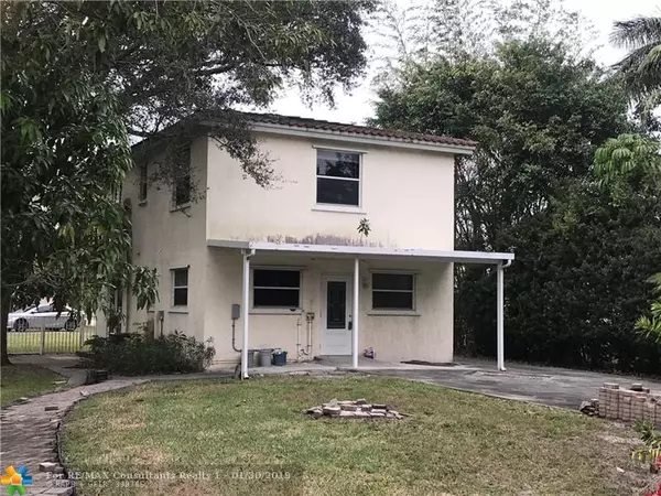 Plantation, FL 33317,424 E ACRE DR