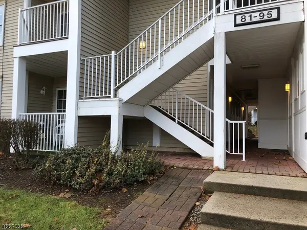 81 AMBERLY CT, Franklin Twp., NJ 08823
