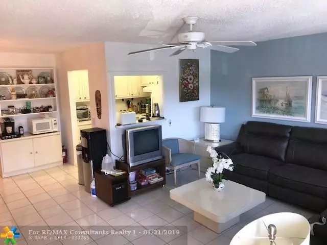 Deerfield Beach, FL 33442,2064 Cambridge D  #2064