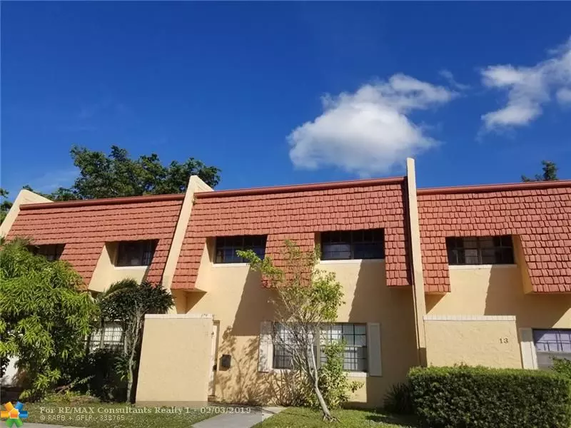 11 S Meacham Ln  #11, Tamarac, FL 33319