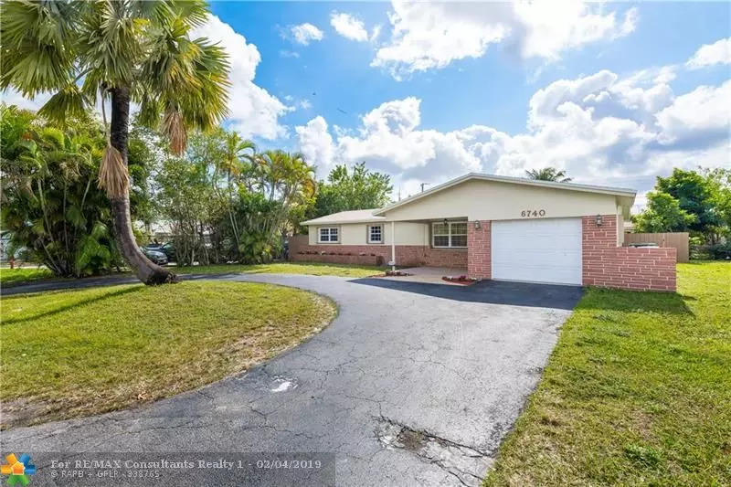 6740 SW 10th St, Pembroke Pines, FL 33023