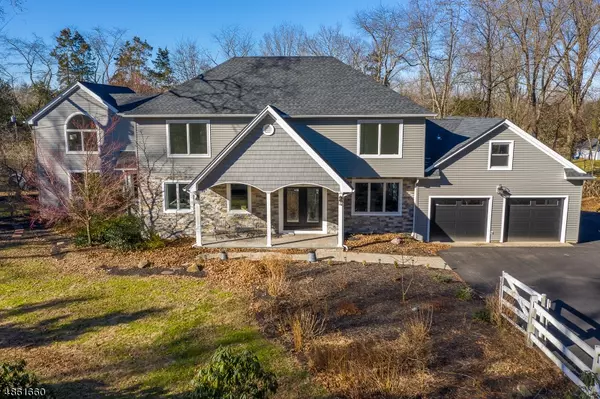 10 HONEYMAN ST, Franklin Twp., NJ 08540