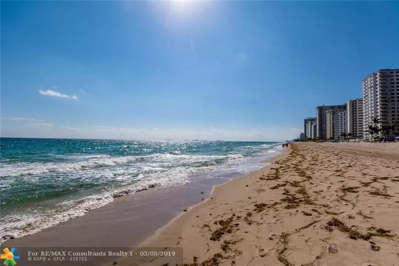 Fort Lauderdale, FL 33308,3900 Galt Ocean Dr  #114