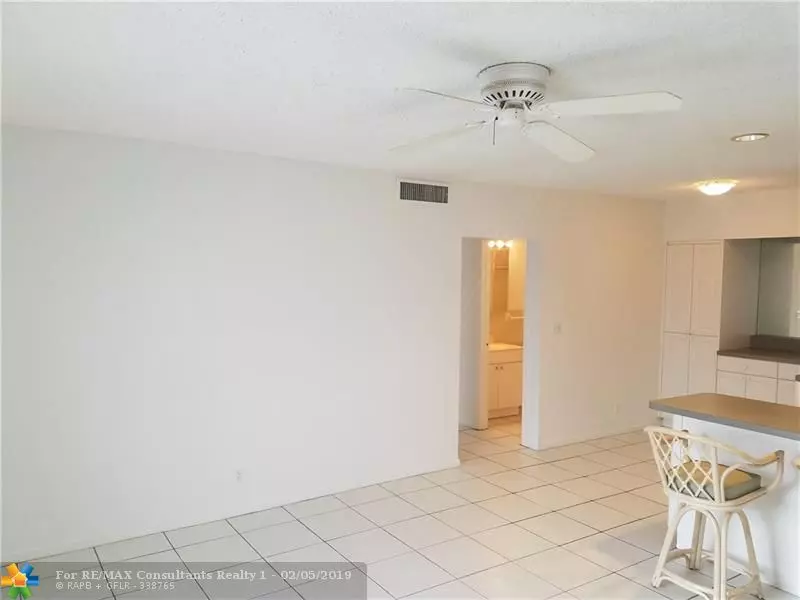 Fort Lauderdale, FL 33308,2161 NE 68th St  #321