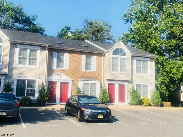 95 TIFFANY BLVD, Newark City, NJ 07104