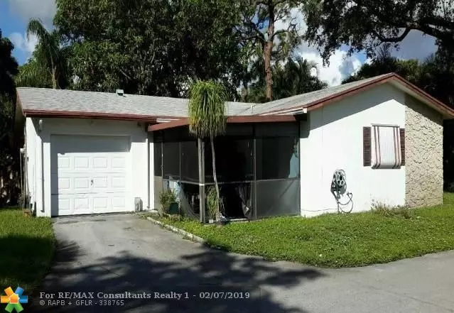 2502 SW Natura Blvd, Deerfield Beach, FL 33441