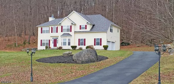 9 Ascot Lane, Byram Twp., NJ 07871