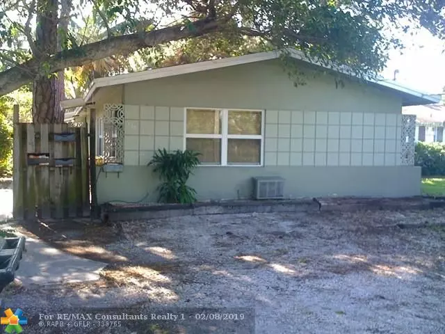 630 NE 39th St, Oakland Park, FL 33334