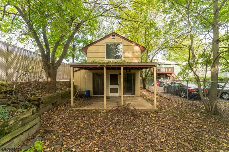 233 MAPLE AVE, North Plainfield Boro, NJ 07060
