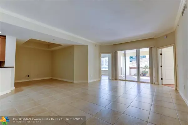 Weston, FL 33331,16102 Emerald Estates Dr  #219