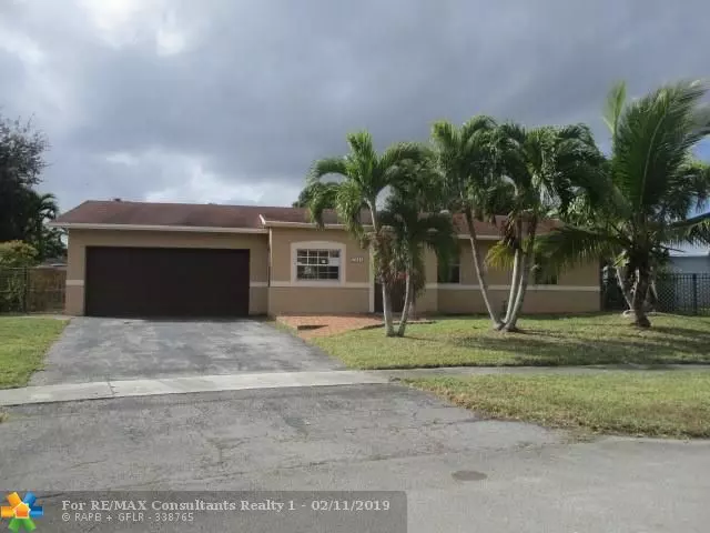 7840 NW 46th Ct, Lauderhill, FL 33351