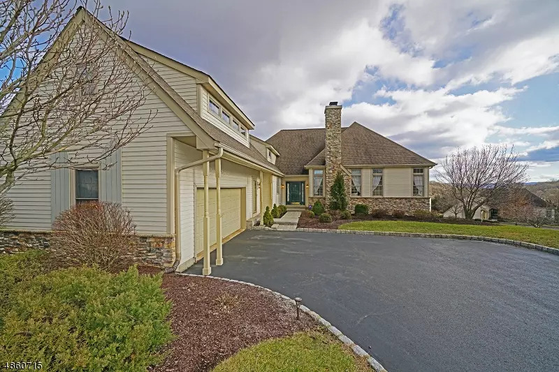 Fredon Twp., NJ 07860,9 TROON DR