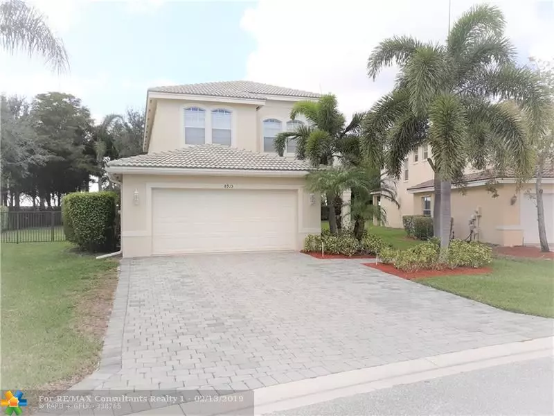 8915 Briarwood Meadow Ln, Boynton Beach, FL 33473