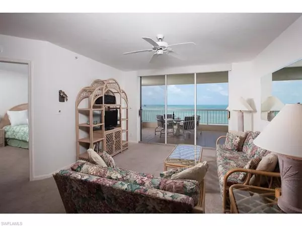 Marco Island, FL 34145,990 Cape Marco DR #807