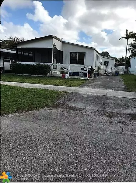 3032 SW 51st St, Fort Lauderdale, FL 33312