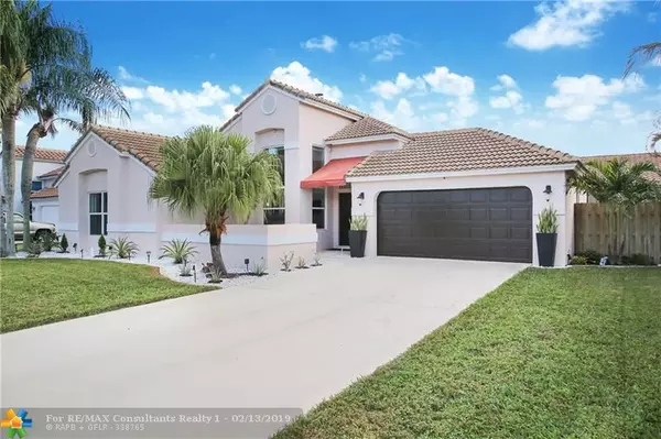 29 Dogwood Cir, Boynton Beach, FL 33436