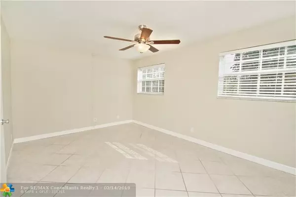 Fort Lauderdale, FL 33311,680 Tennis Club Dr  #108