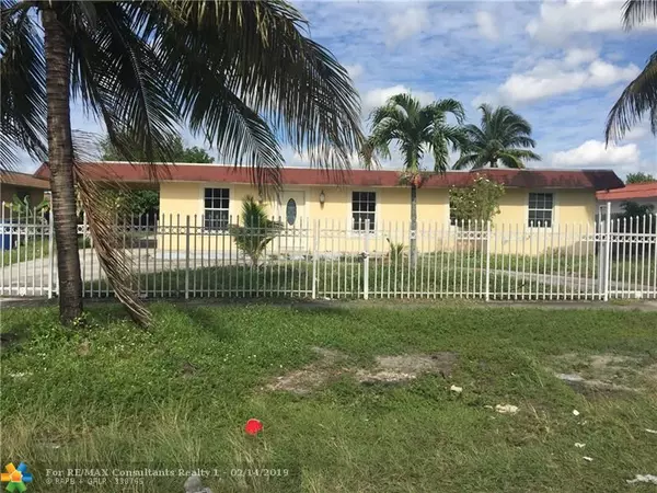 4911 NW 191st St, Miami Gardens, FL 33055