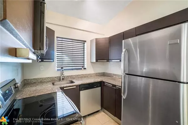 Coral Springs, FL 33065,11203 Royal Palm Blvd  #11203