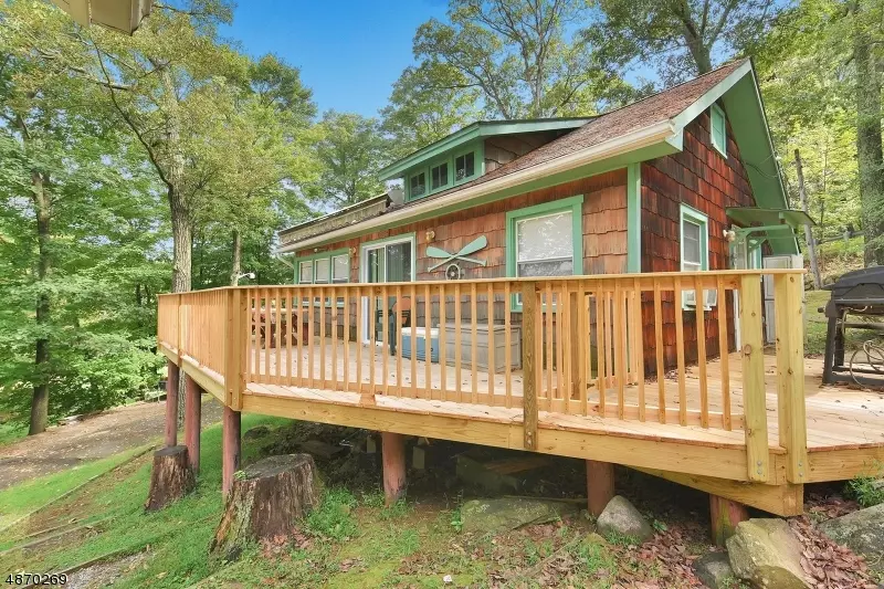 511 WINDEMERE AVENUE, Mount Arlington Boro, NJ 07856
