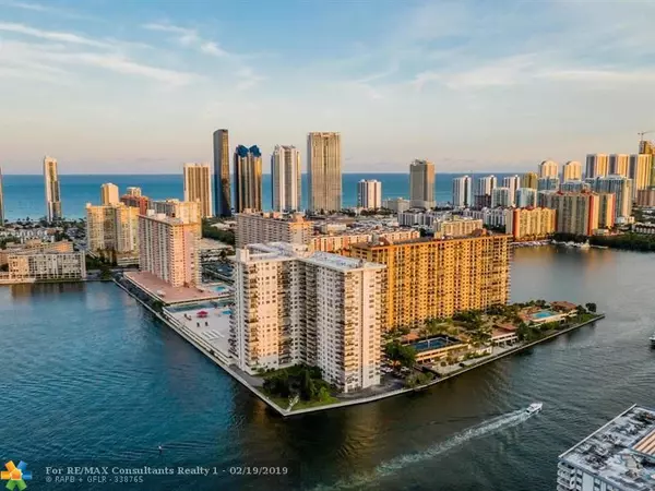 Sunny Isles Beach, FL 33160,301 174 ST  #1803