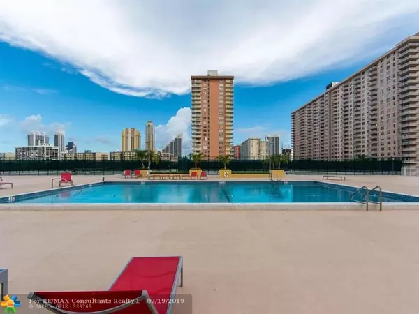 Sunny Isles Beach, FL 33160,301 174 ST  #1803