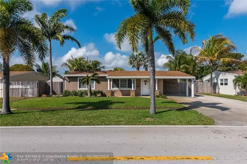 1421 S Deerfield Ave, Deerfield Beach, FL 33441