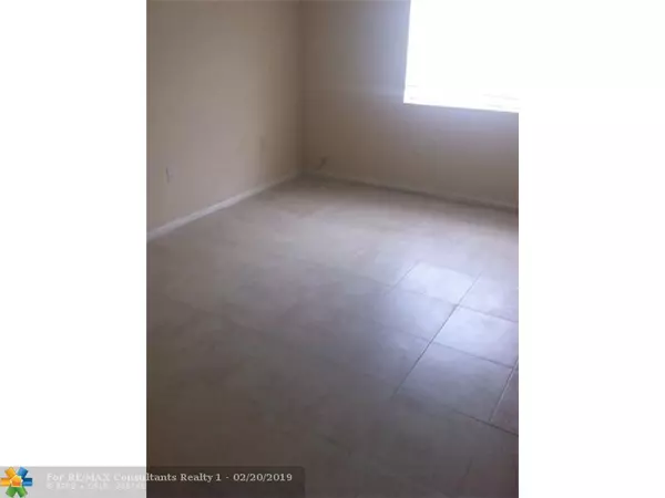 West Palm Beach, FL 33401,415 EXECUTIVE DR  #203