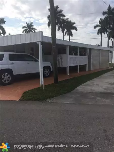 Davie, FL 33324,8540 SW 17 Ct