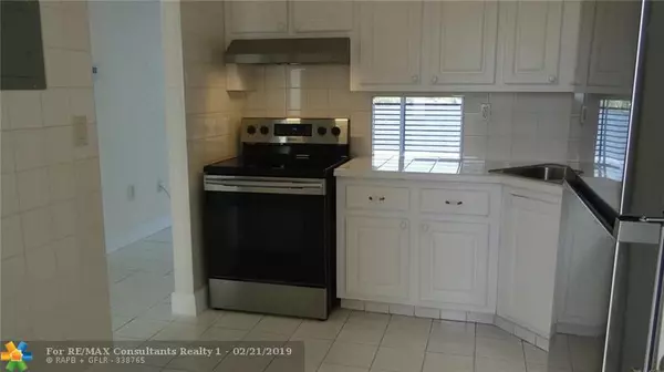 1075 NE Miami Gardens Dr  #606,  Miami,  FL 33179