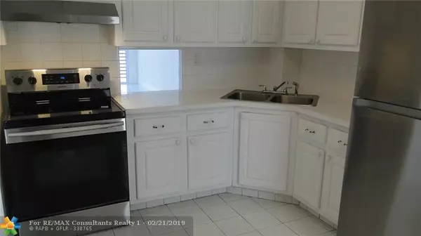 Miami, FL 33179,1075 NE Miami Gardens Dr  #606