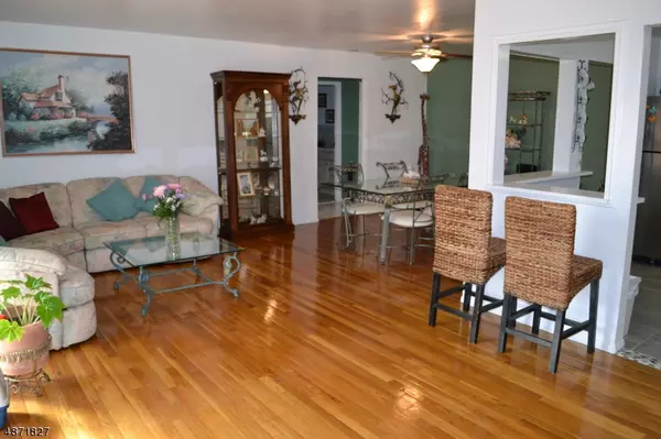 366 HOOVER AVE UNIT 119 #119, Bloomfield Twp., NJ 07003