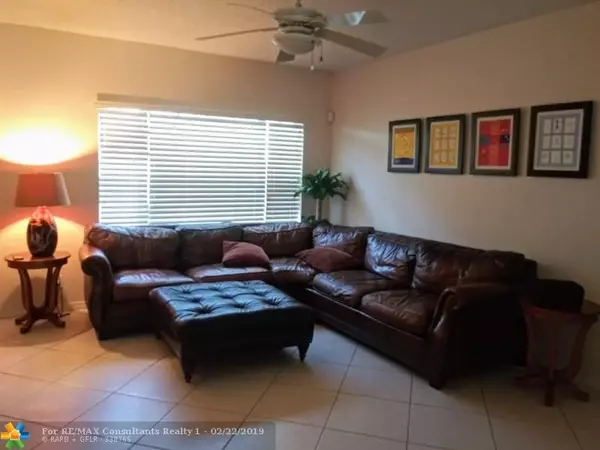 Tamarac, FL 33321,5920 N Plum Bay Pkwy  #5920