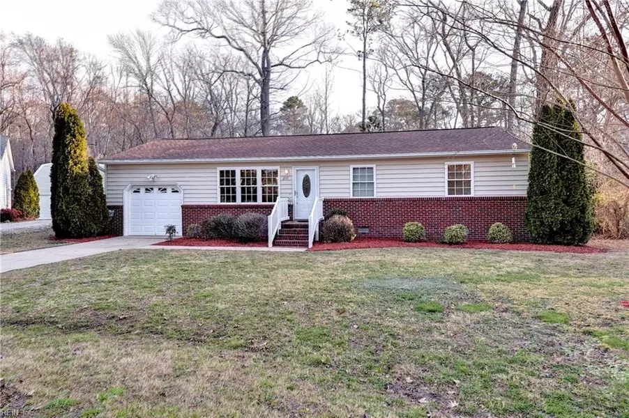 211 Riverside DR, Yorktown, VA 23692