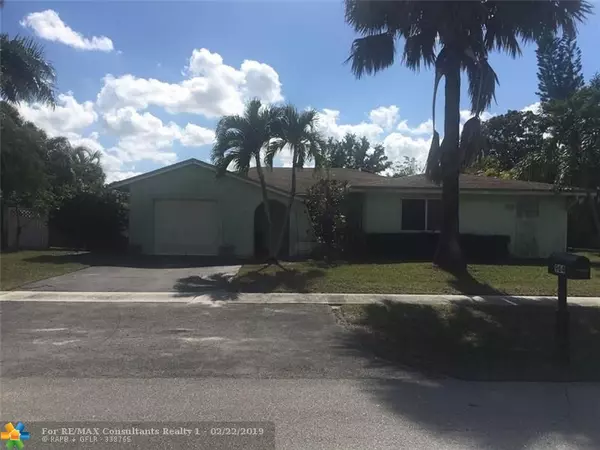 964 Hibiscus Dr, Royal Palm Beach, FL 33411