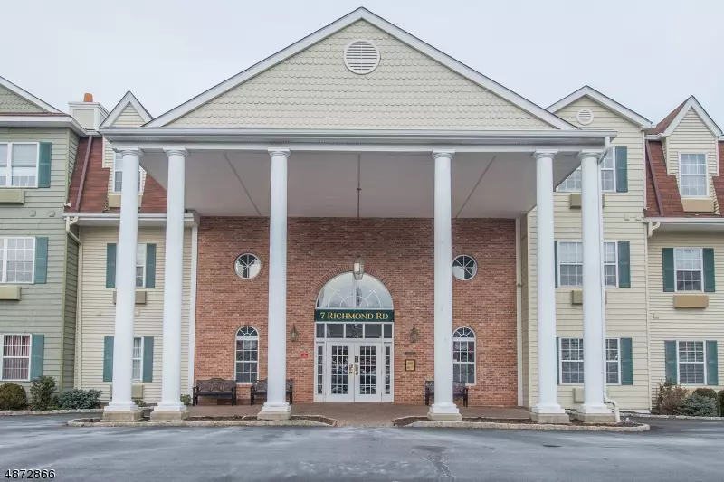 7102 RICHMOND RD #102, West Milford Twp., NJ 07480