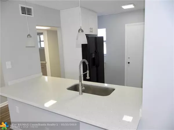 West Palm Beach, FL 33407,4500 N Flagler Dr  #b-7