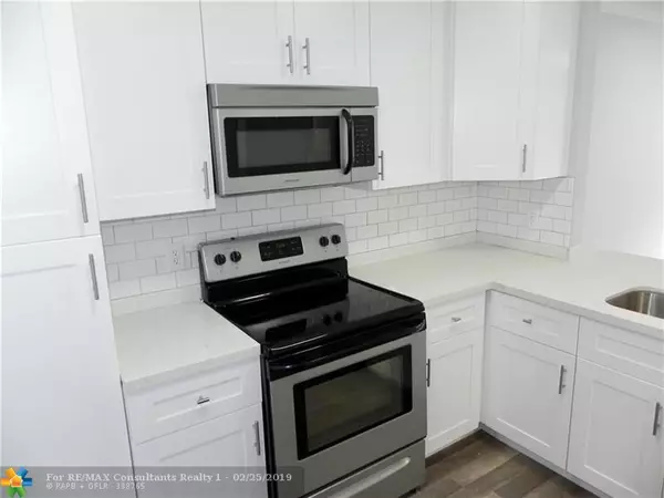 West Palm Beach, FL 33407,4500 N Flagler Dr  #b-7