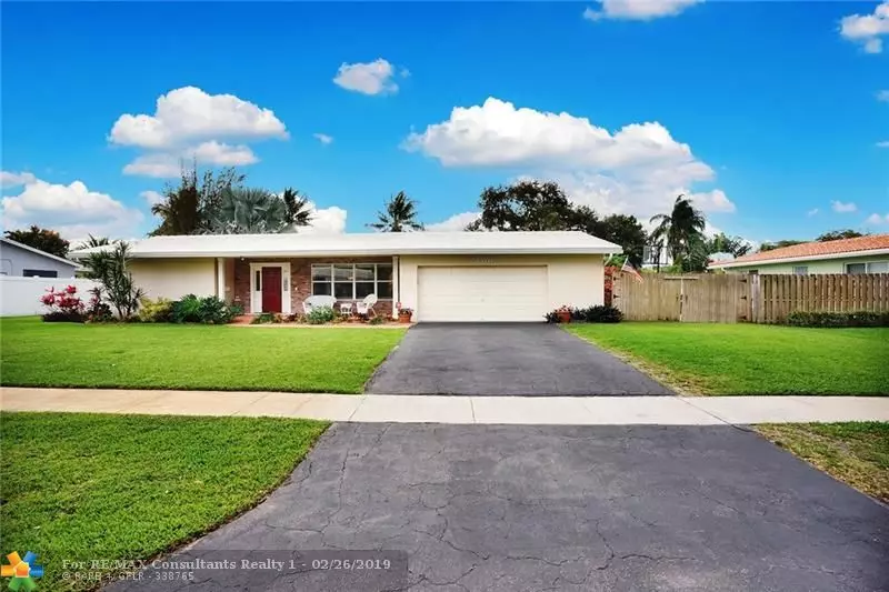 5700 SW 4th Ct, Plantation, FL 33317