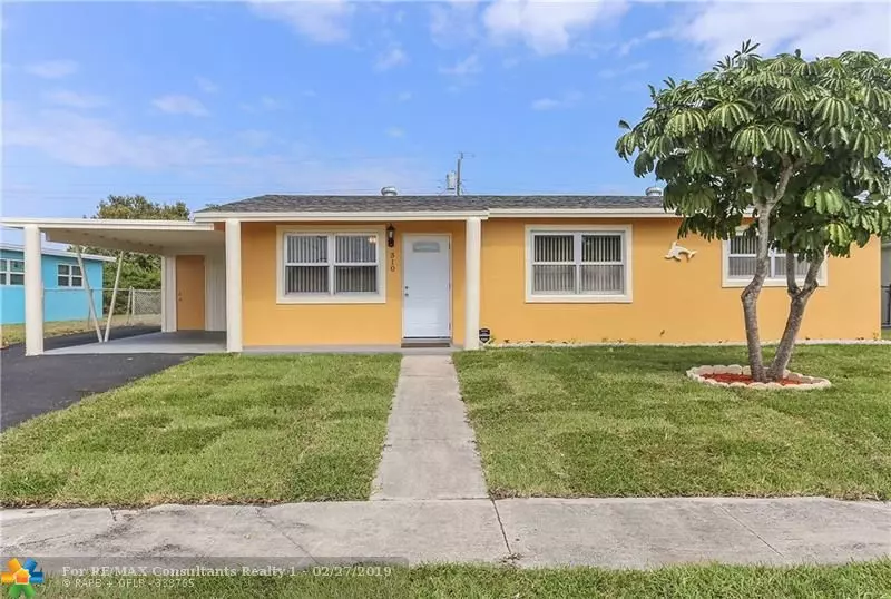 310 W 18th St, Riviera Beach, FL 33404