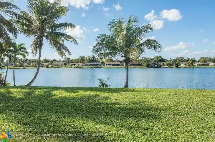 5621 SW 116th Ave, Cooper City, FL 33330