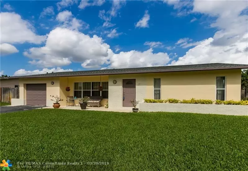 10421 NW 19th Pl, Pembroke Pines, FL 33026