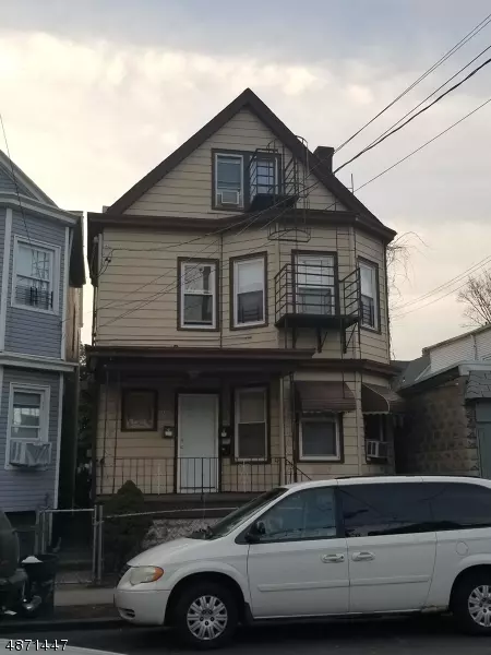 474 E 19TH ST, Paterson City, NJ 07524