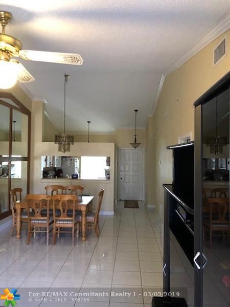 Oakland Park, FL 33309,2780 S Oakland Forest Drive  #1302