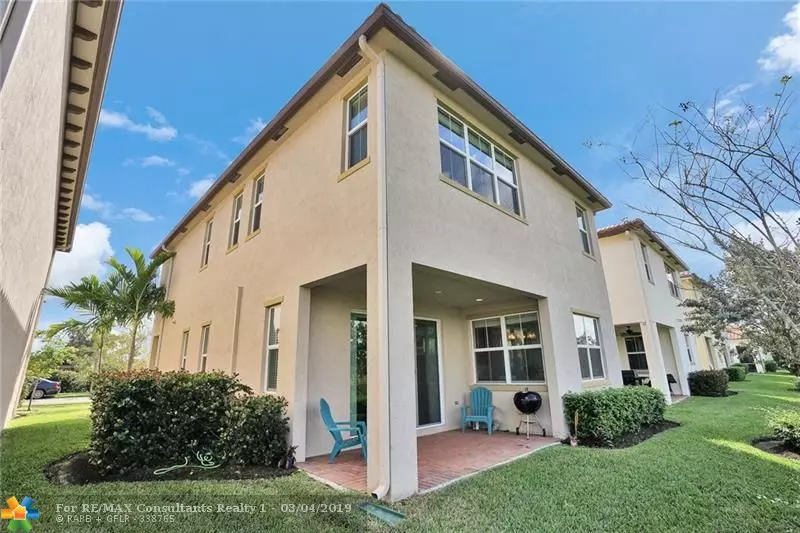 6423 Osprey Landing St, Davie, FL 33314