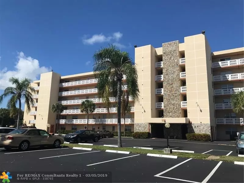 301 SE 3rd St  #503, Dania Beach, FL 33004