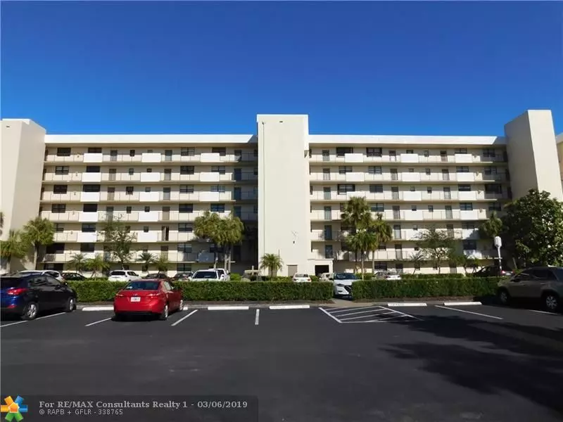 2400 Deer Creek Country Club Blvd  #103, Deerfield Beach, FL 33442