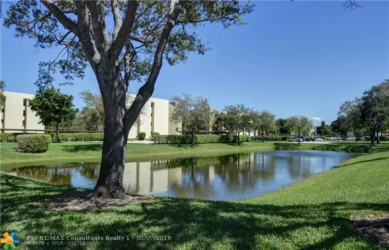 5800 Camino Del Sol  #403, Boca Raton, FL 33433