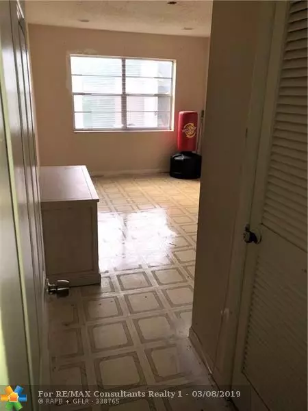Coral Springs, FL 33065,4140 NW 90th Ave  #204